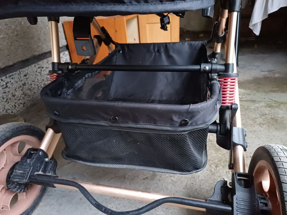 Количка Lorelli Lora