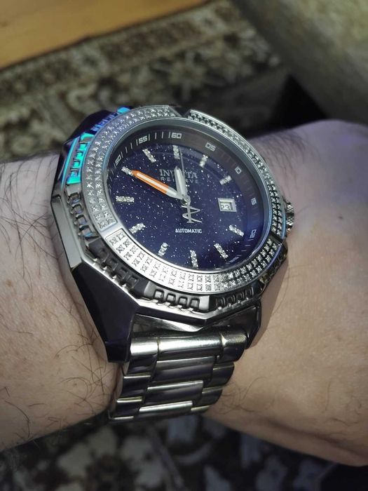 Invicta 49853 , 34427 , 33789