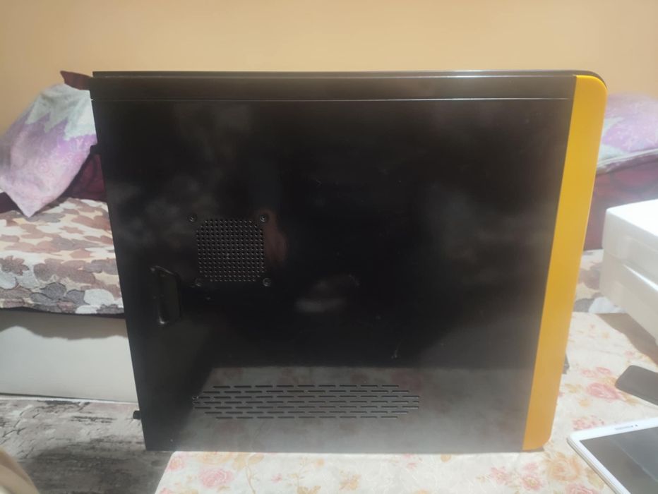 Компютър 6 ядрен