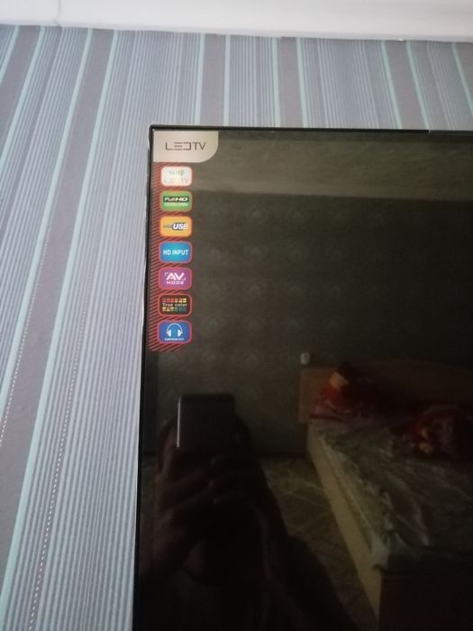 Продам смарт телевизор