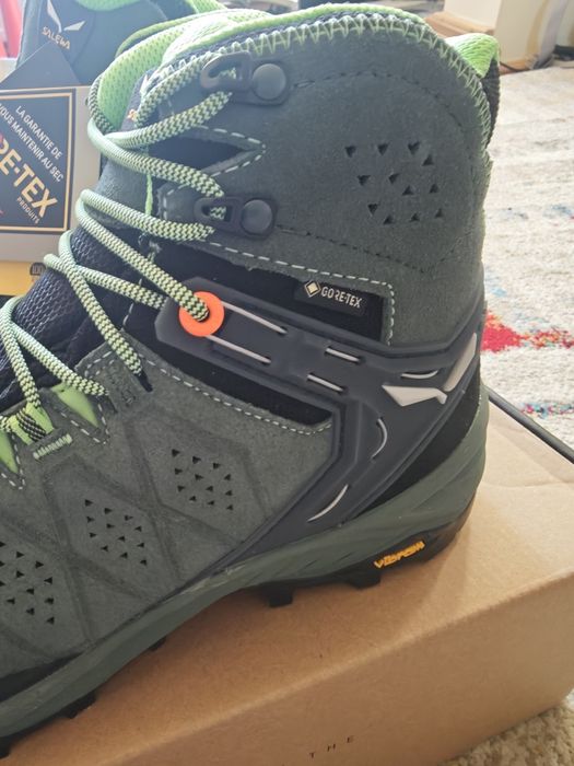 Ghete drumetie salewa gore tex ms alp trainer 2. PRET FIX