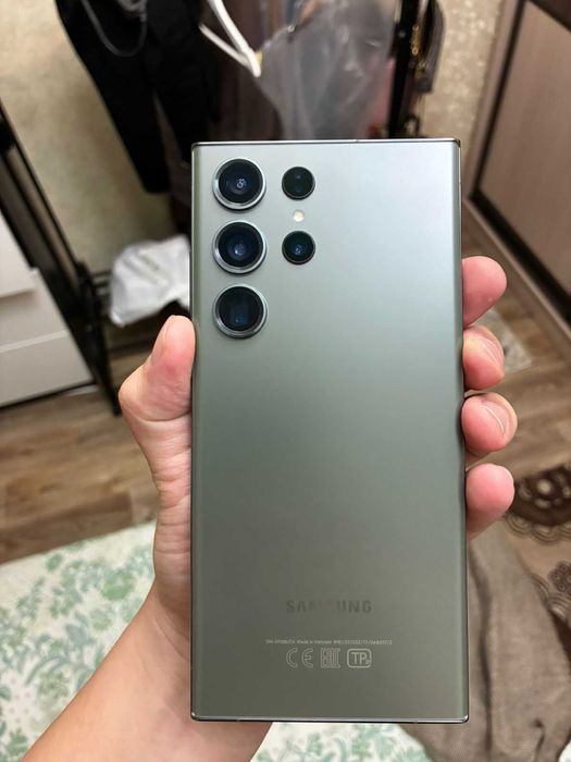 Продам Samsung Galaxy s23 ULTRA 256