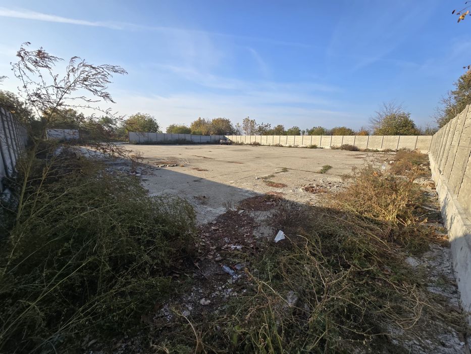 Teren intravilan industrial platforma betonata strada Eftimie Murgu