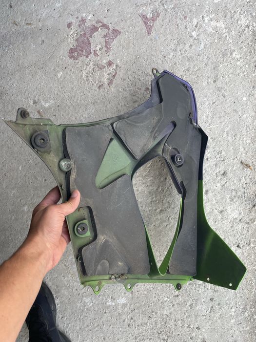 Kawasaki Zx9R 1999 на части