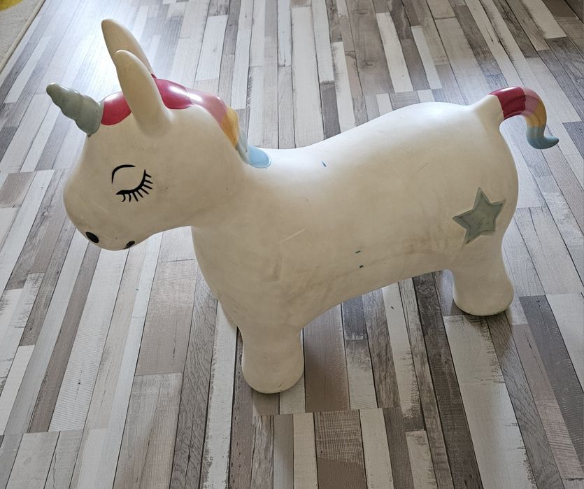 Unicorn de sarit