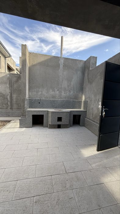 High Tech xovli sotiladi