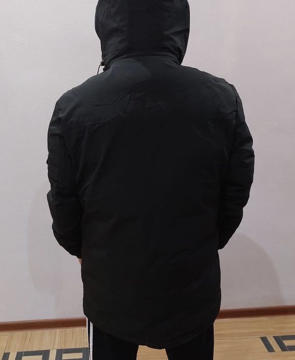 Продам зимнию куртку