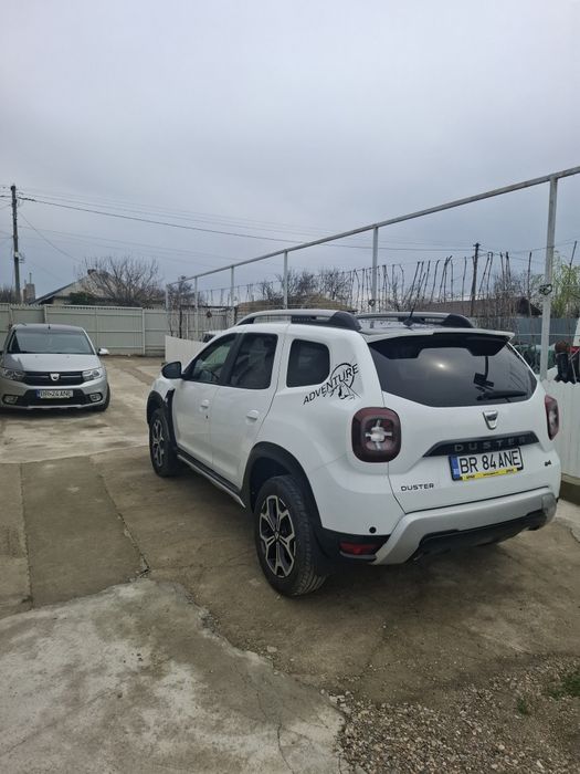 Dacia Duster 2 2020 Black/White 4x4 Adventure