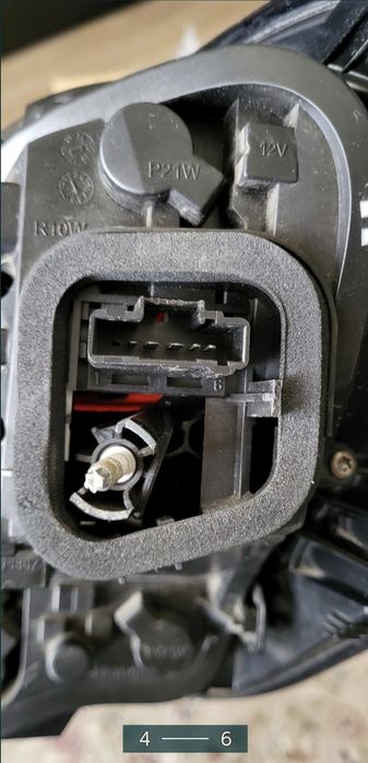 Lampa stop stânga originală/ nouă pentru Citroen C4 II