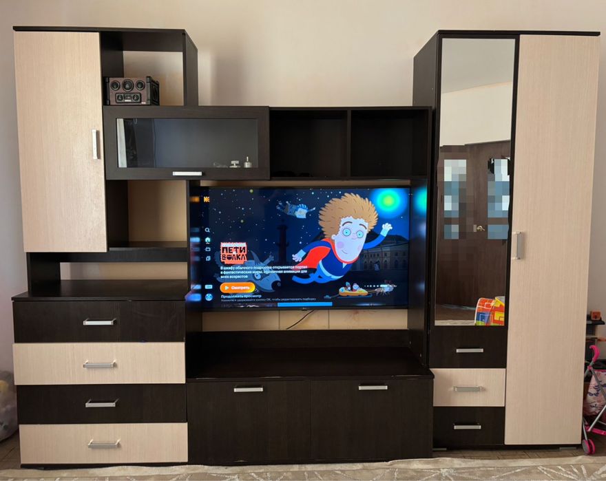 Мини стенка с торгом