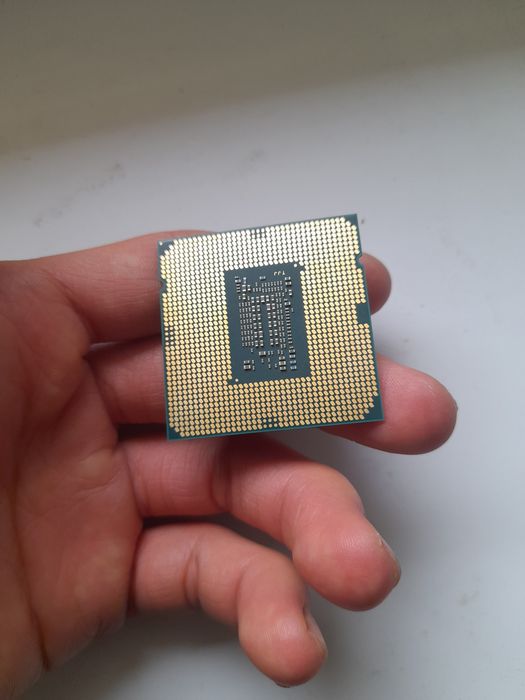 Процессор i3 10100