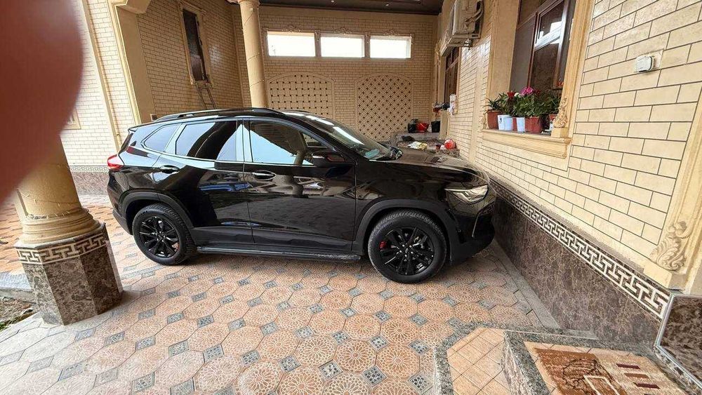 tracker 2024 redline