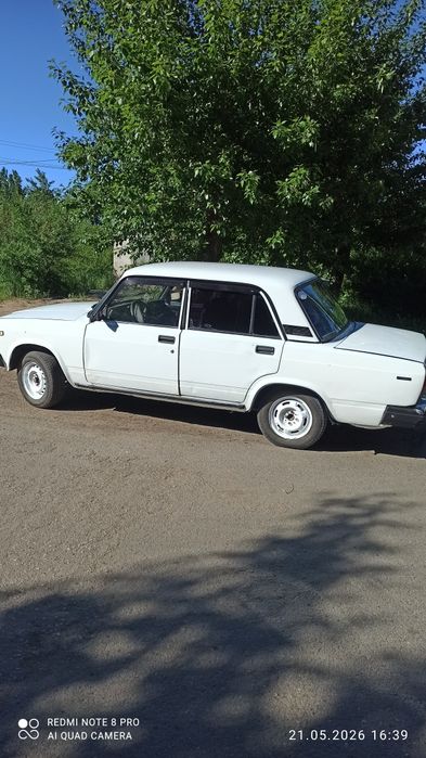 Продам ваз 2107,, карбюратор