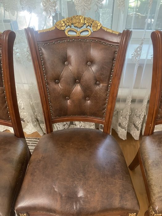 Продам деревянные стулья