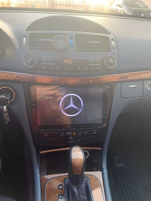 Navigatie Android Mercedes E220 E200 E270 Eclass Waze YouTube GPS