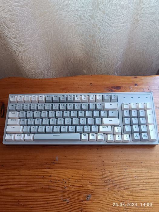 Блютуз клавиатура