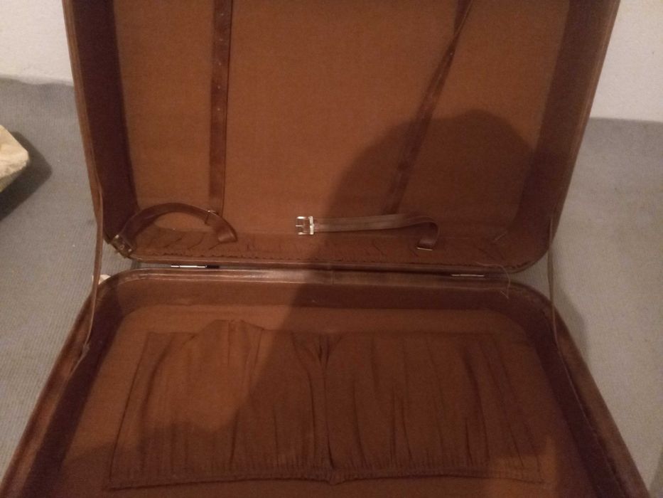 Класически винтидж куфар, като нов – 45 лв