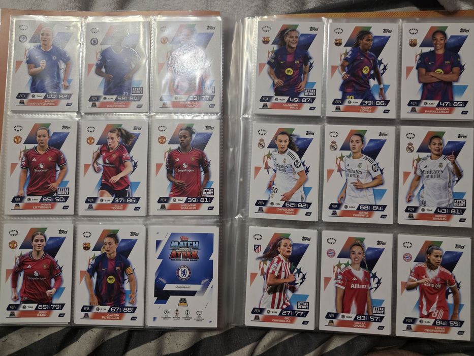 Match Attax Extra - албум с 300 карти