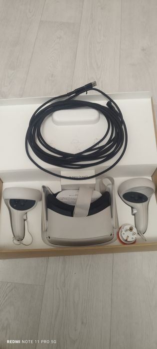 Продам Meta Quest 2