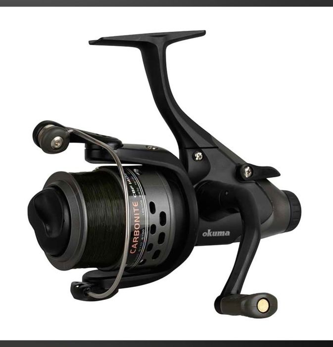 Feeder Daiwa Triforce + Mulinetă Okuma Carbonite