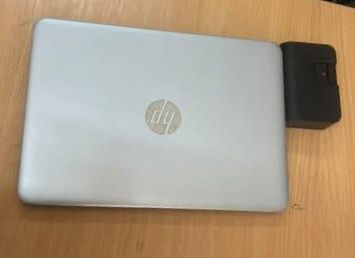 HP EliteBook 820 g3