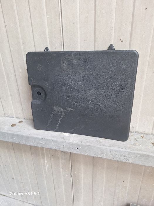 Кутия за инструменти Паджеро