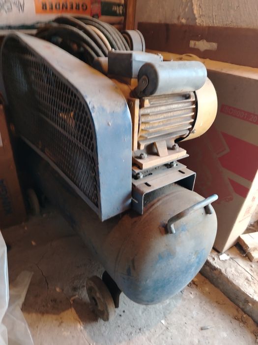 Компрессор б/у..