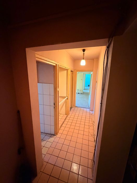 Proprietar vand apartament