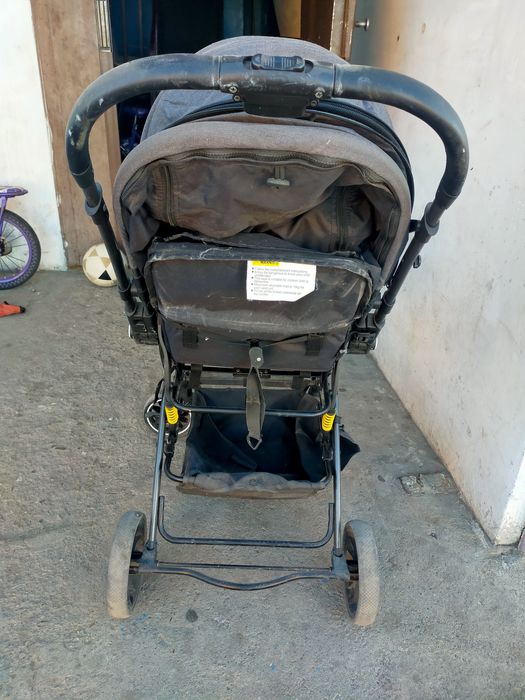 Детская коляска в отличном состояние