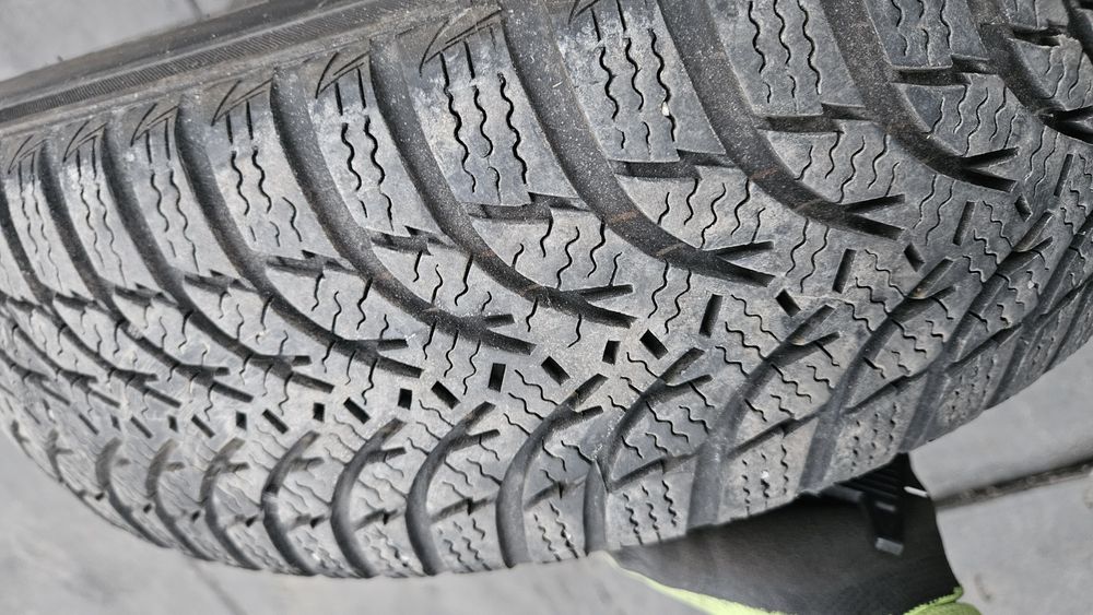 2бр гуми 175 70 14 кумхо