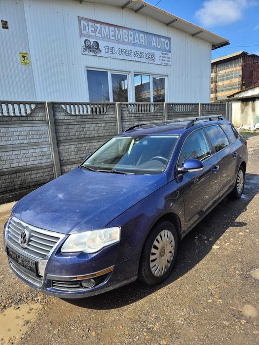 Dezmembram Volkswagen Passat B6 1.4 TSI Capota motor/ Bara fata