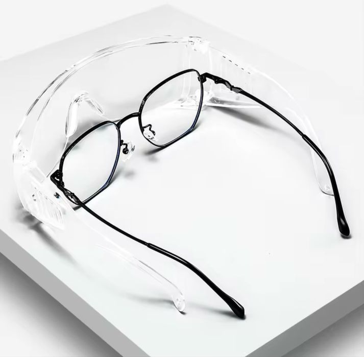 Защитни очила на супер цена 2 €