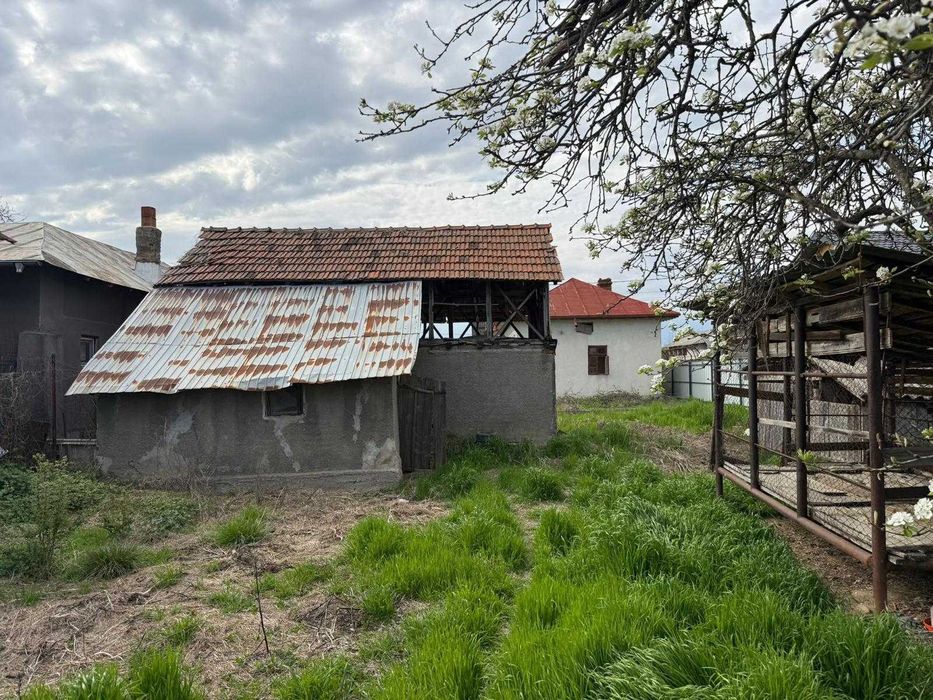 Vânzare proprietate