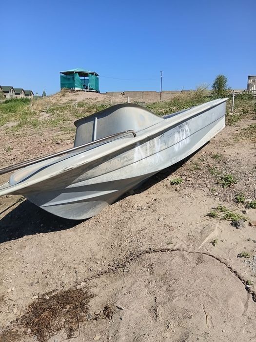 Продам лодку Тунгус 6