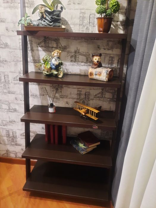 Дизайнерский стеллаж полка