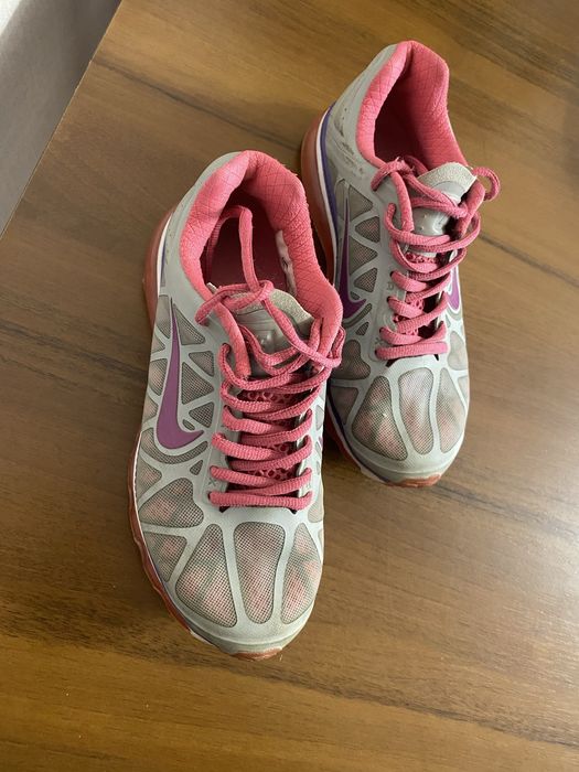 КРАСОВКА NIKE Для девушек Размер 37
