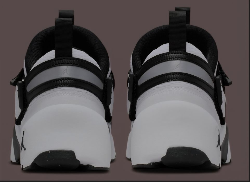 Маратонки Nike Jordan Trunner LX