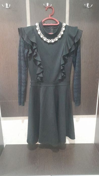 Продам платье красивое