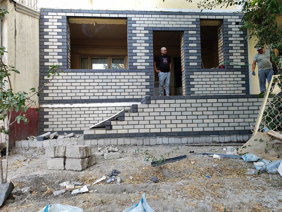 Кладка облицовочный кирпич кладка балкона g'isht teramiz