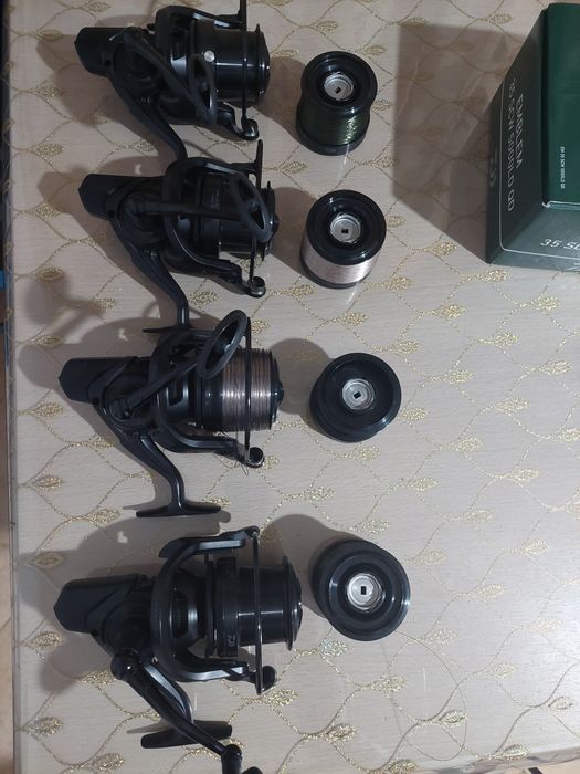 Set 4 mulinete daiwa emblem 35 scw 5000ld qd