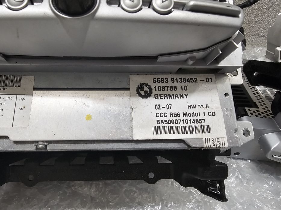 Волан, радио и километраж за Mini Cooper R56