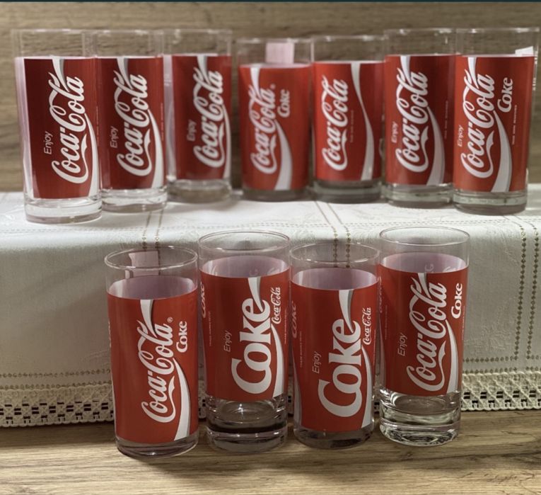 Чаши на Кока Кола