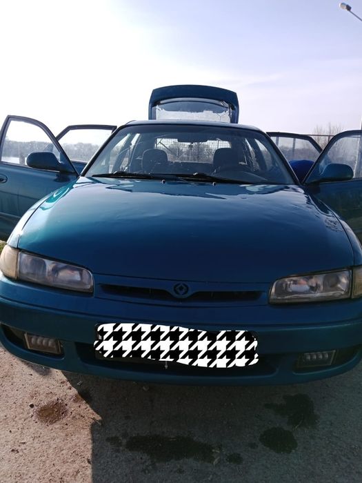 Продам Мазду кронус