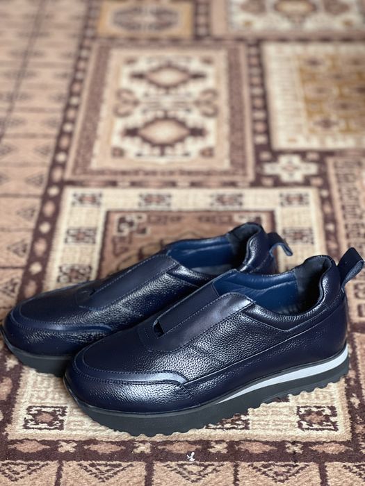 Yangi Maestro krossovkalari — Juda yengil va yumshoq / 40 razmer