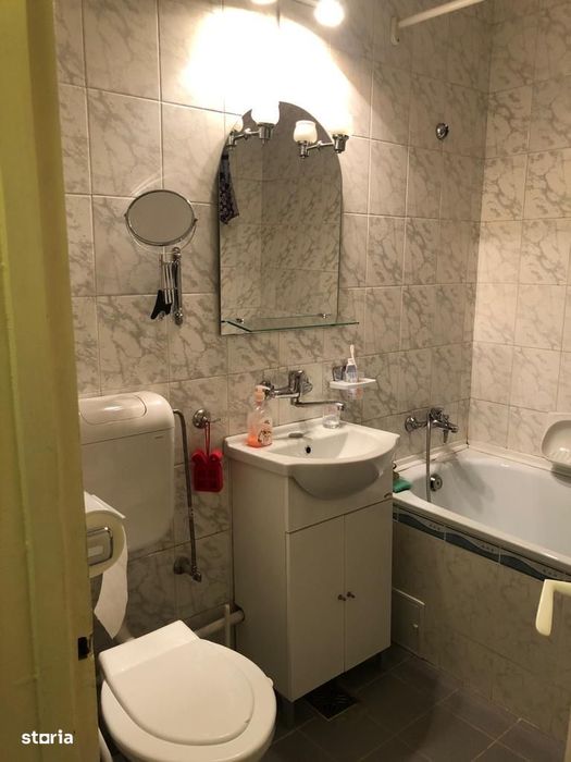 Apartament 3 camere Grigorescu decomandat etaj 2/4 cu parcare
