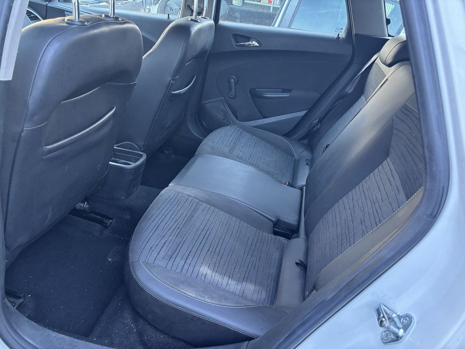 Interior  semipiele + textil  opel astra  j facelift 2018