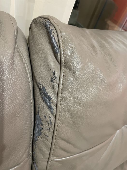 Разтегателен ъглов диван от естествена кожа