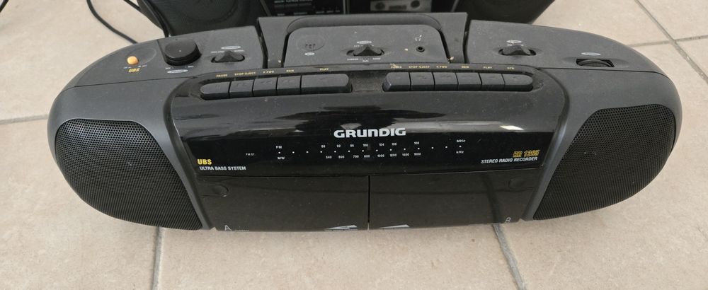 Radio cd caseta grundig