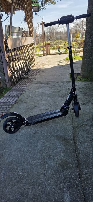 Trotineta electrica KUGOO