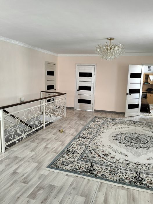 Частный дом с магазином